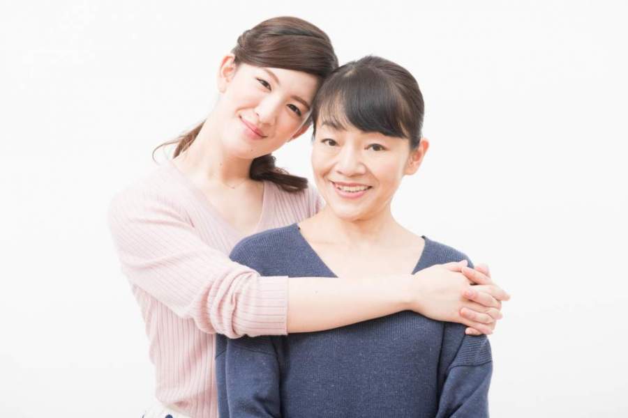 息子の彼女が年上だった!認めるべきかどうかの意見まとめ! 雑学報知 息子の彼女が年上だった!認めるべきかどうかの意見まとめ! 雑学報知